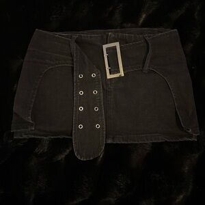 Black denim mini skirt with belt